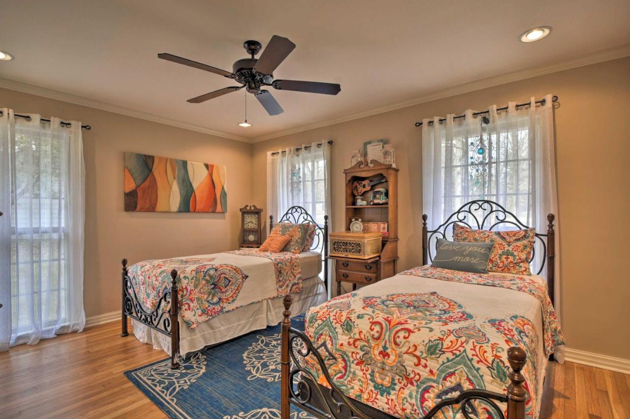 Charming Florence Getaway With Fireplace And Grill! Luaran gambar